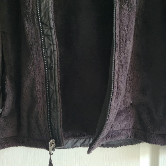 [The North Face] - Black Furry Zip Sweater Jacket Size M - Picture 6 of 9